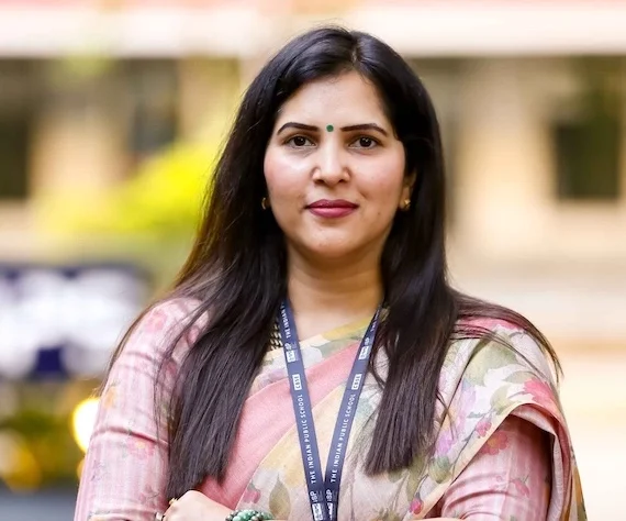 Dr. Poonam  Singh